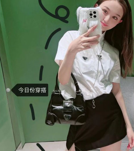 designer,replica,clothing,fake,1:1,lv,luxury,high quality 23/Prada Women’s Short-sleeved Shirt