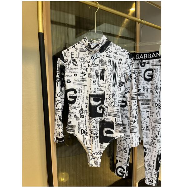 designer,replica,clothing,fake,1:1,lv,luxury,high quality 23/D&G women’s fashion casual sports suit
