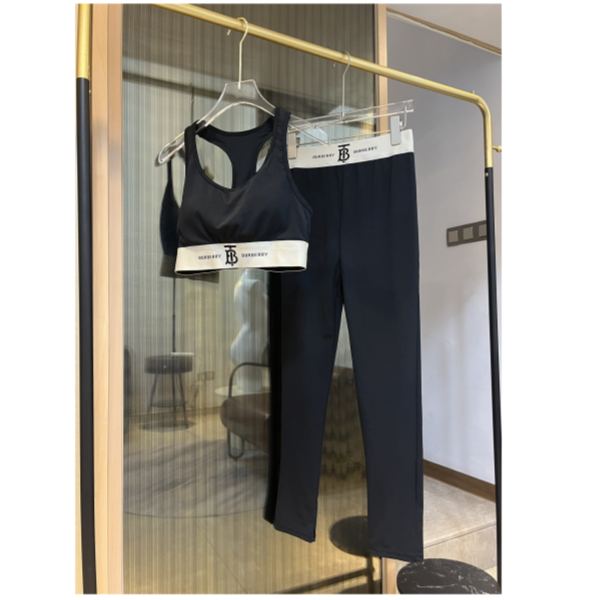 designer,replica,clothing,fake,1:1,lv,luxury,high quality 23/Burberry women’s fashion casual sports suit