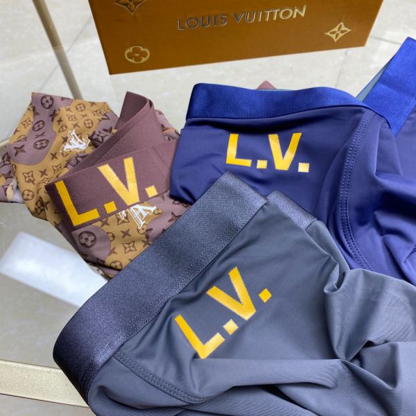 designer,replica,clothing,fake,1:1,lv,luxury,high quality 23/L* luxury men’s underwear（Three pcs）