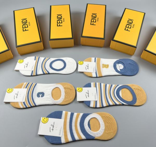 designer,replica,clothing,fake,1:1,lv,luxury,high quality 23/Fendi counter latest fashion socks（5 pairs one box ）
