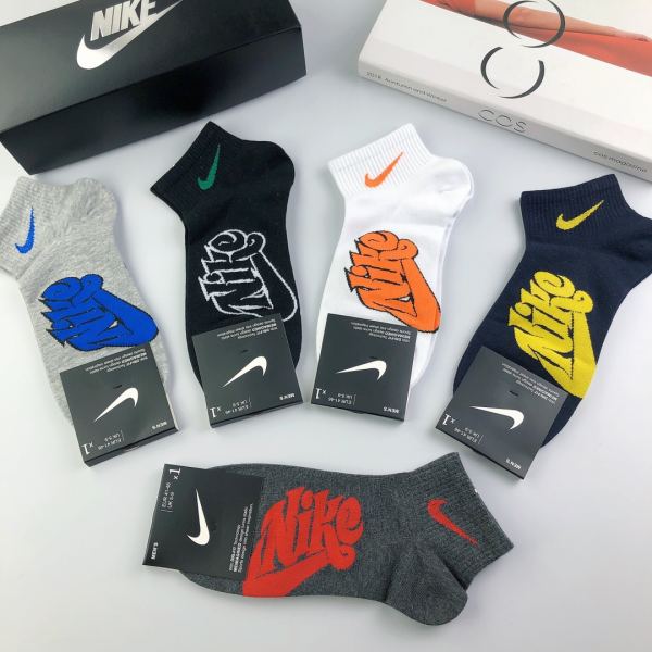 designer,replica,clothing,fake,1:1,lv,luxury,high quality 23/NIKE counter latest fashion socks（5 pairs one box ）