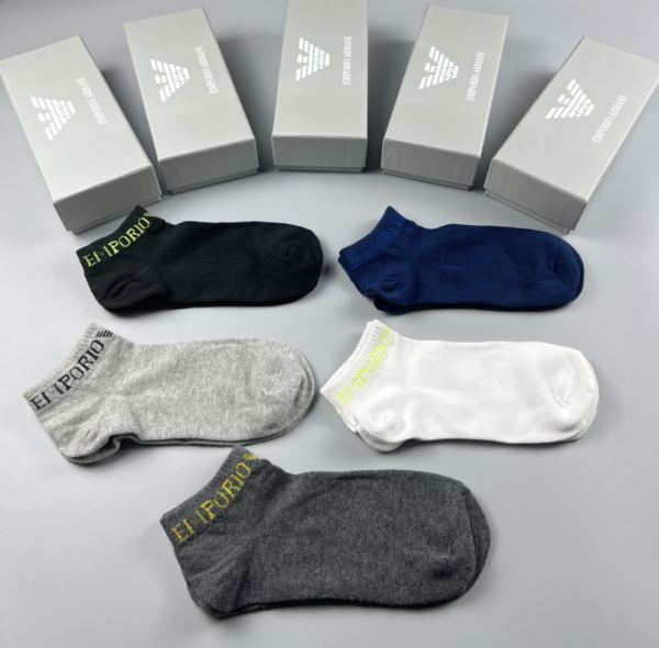 designer,replica,clothing,fake,1:1,lv,luxury,high quality 23/Armani counter latest fashion socks（5 pairs one box ）