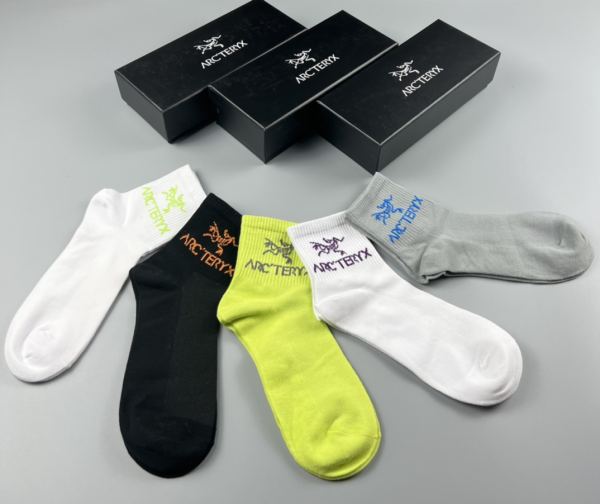 designer,replica,clothing,fake,1:1,lv,luxury,high quality 23/ARC·TERYX counter latest fashion socks（5 pairs one box ）