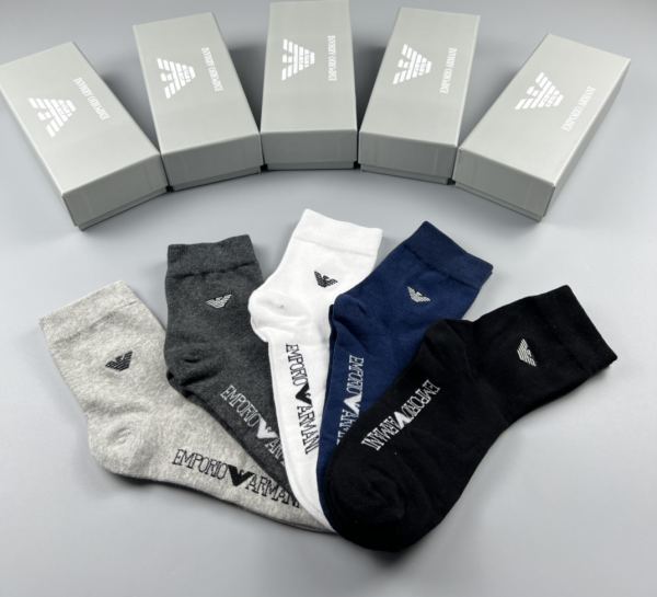 designer,replica,clothing,fake,1:1,lv,luxury,high quality 23/Armani counter latest fashion socks（5 pairs one box ）