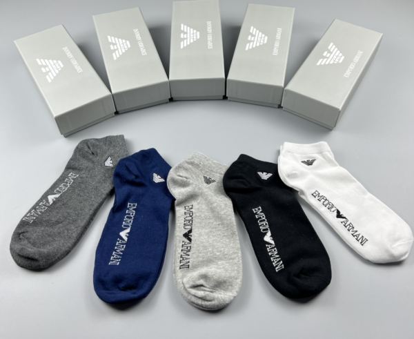 designer,replica,clothing,fake,1:1,lv,luxury,high quality 23/Armani counter latest fashion socks（5 pairs one box ）
