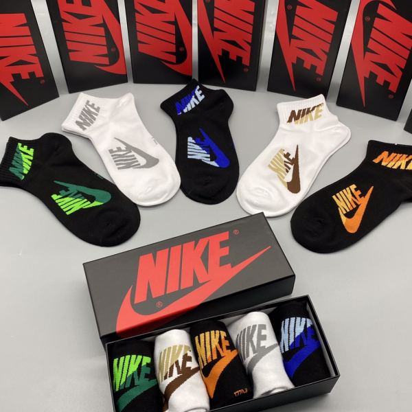 designer,replica,clothing,fake,1:1,lv,luxury,high quality 23/NIKE counter latest fashion socks（5 pairs one box ）
