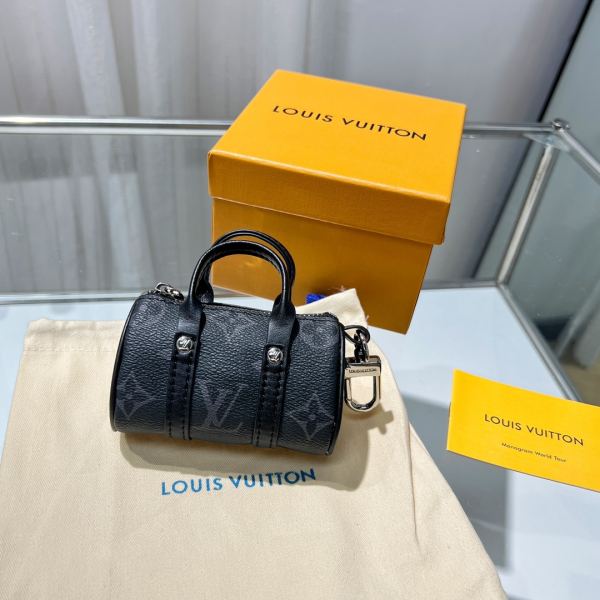 designer,replica,clothing,fake,1:1,lv,luxury,high quality 23/L* Mini Pillow Bag Pendant/MP2712