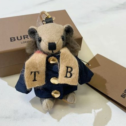 designer,replica,clothing,fake,1:1,lv,luxury,high quality 23/Burberry bear keychain