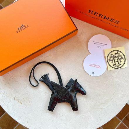 designer,replica,clothing,fake,1:1,lv,luxury,high quality 23/Hermes all crocodile bag pendant