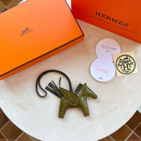 designer,replica,clothing,fake,1:1,lv,luxury,high quality 23/Hermes all crocodile bag pendant