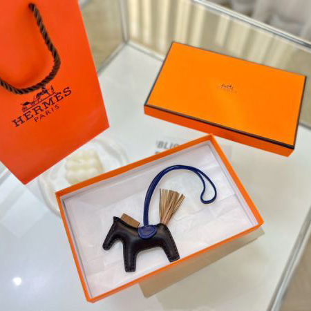 designer,replica,clothing,fake,1:1,lv,luxury,high quality 23/Hermes pony-shaped bag pendant