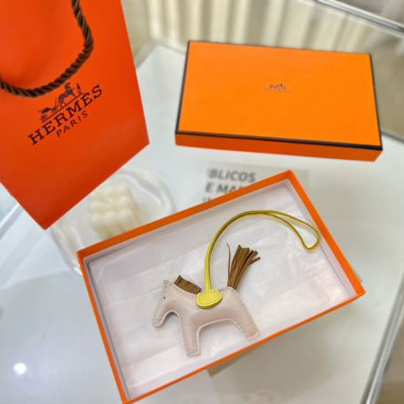 designer,replica,clothing,fake,1:1,lv,luxury,high quality 23/Hermes pony-shaped bag pendant