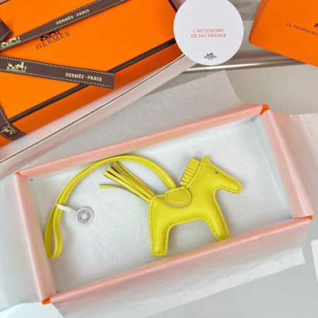 designer,replica,clothing,fake,1:1,lv,luxury,high quality 23/Hermes pony-shaped bag pendant
