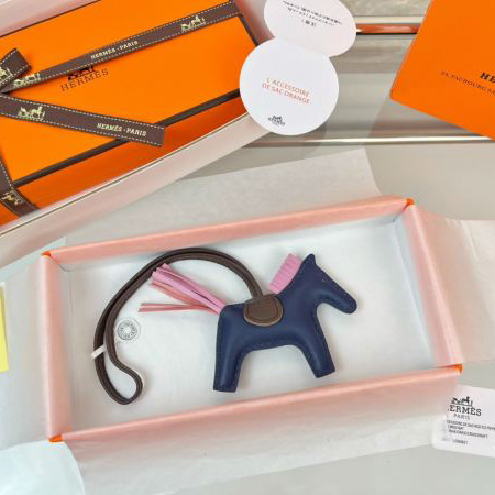 designer,replica,clothing,fake,1:1,lv,luxury,high quality 23/Hermes pony-shaped bag pendant