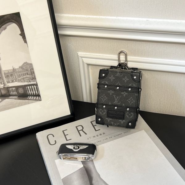 designer,replica,clothing,fake,1:1,lv,luxury,high quality 23/L* Mini Backpack Keychain