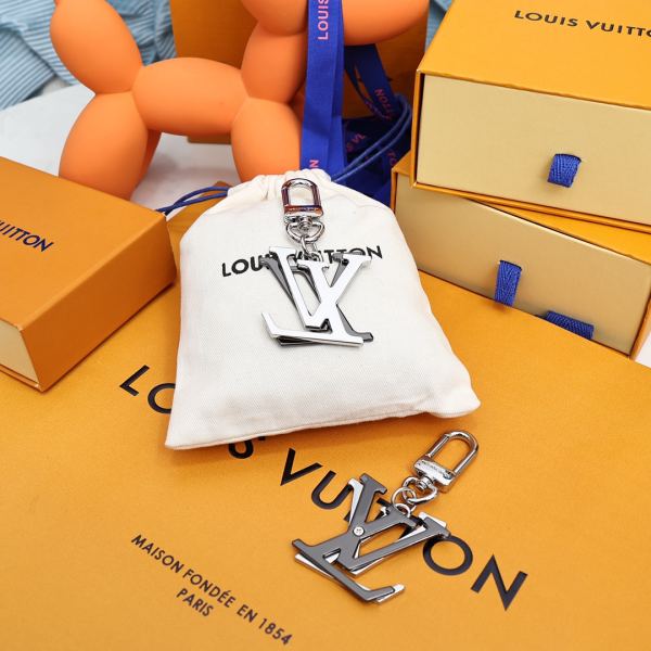 designer,replica,clothing,fake,1:1,lv,luxury,high quality 23/L* keychain/M77164