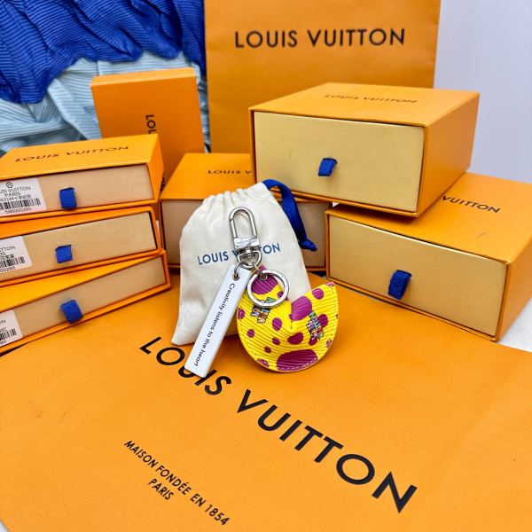 designer,replica,clothing,fake,1:1,lv,luxury,high quality 23/L* Fortune Cookie Bag Hanging Keychain
