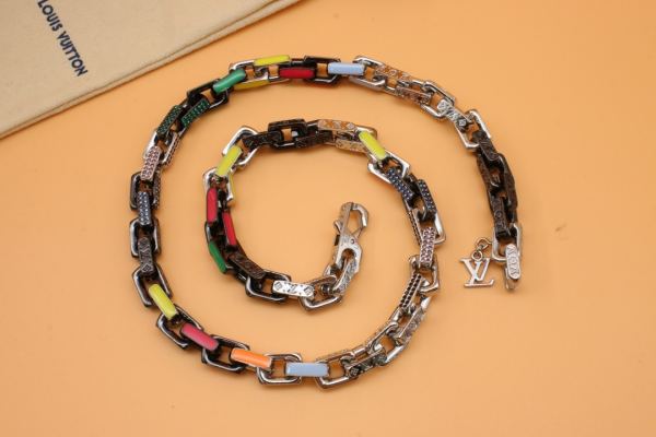 designer,replica,clothing,fake,1:1,lv,luxury,high quality 23/L* Bamboo Colored Diamond Necklace