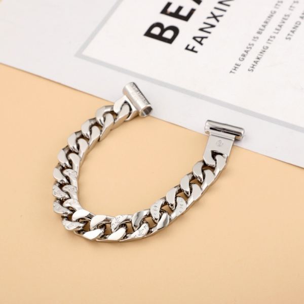 designer,replica,clothing,fake,1:1,lv,luxury,high quality 23/L* Chain Links Bracelet