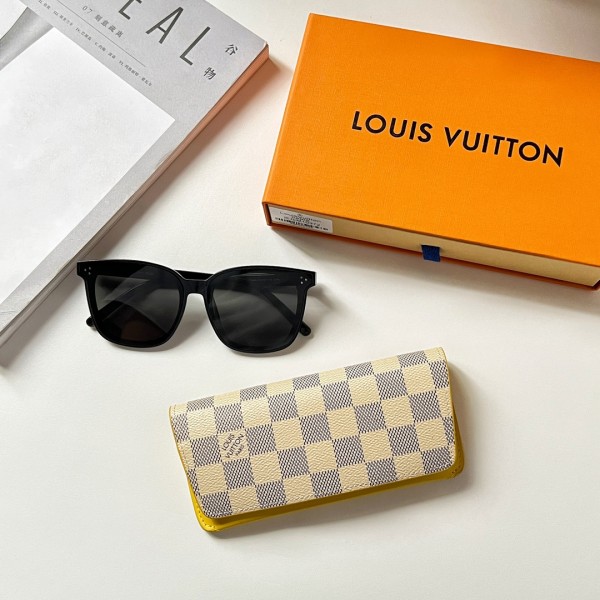 designer,replica,clothing,fake,1:1,lv,luxury,high quality 23/L* glasses case/16.5×7.5×3cm