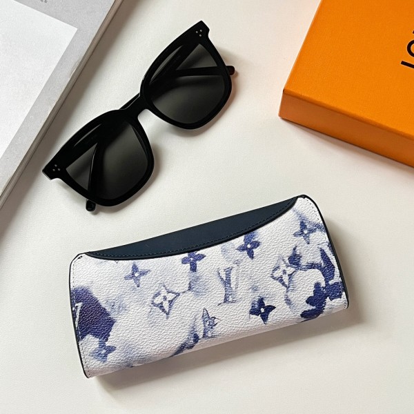 designer,replica,clothing,fake,1:1,lv,luxury,high quality 23/L* glasses case/16.5×7.5×3cm