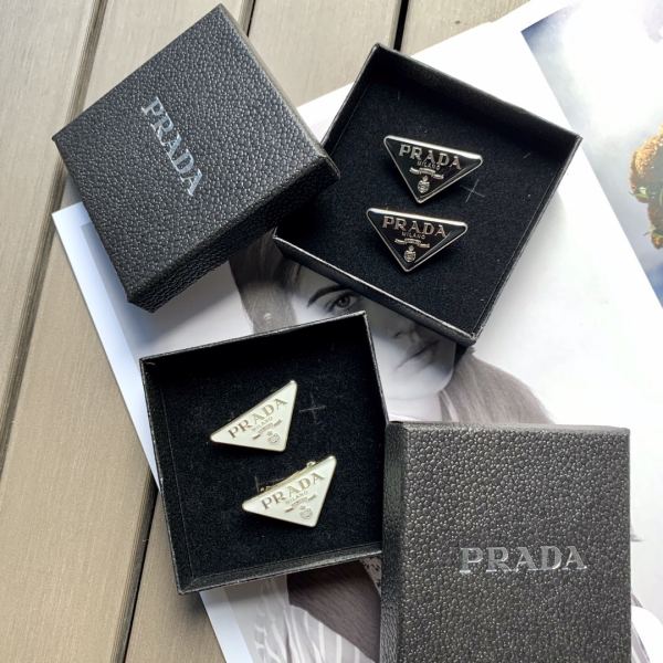 designer,replica,clothing,fake,1:1,lv,luxury,high quality 【2pcs 】Prada counter best-selling classic inverted triangle metal logo spring hair clip