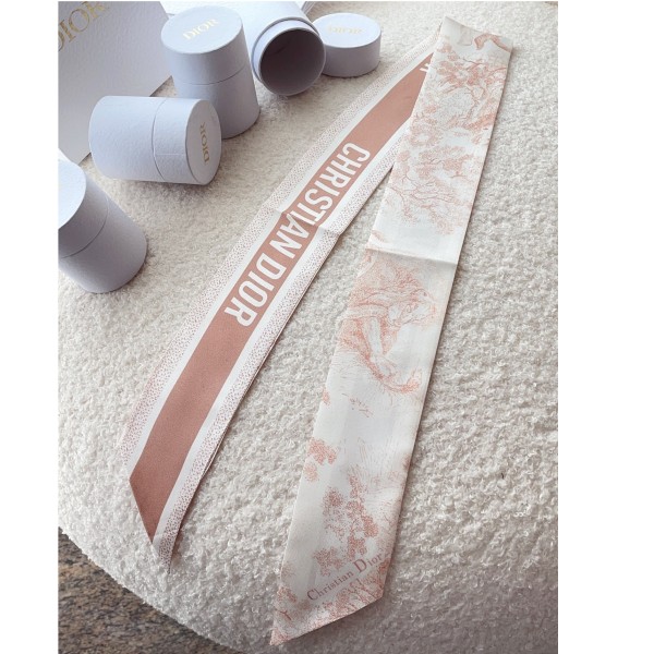 designer,replica,clothing,fake,1:1,lv,luxury,high quality Dior’s signature Sauvage streamer