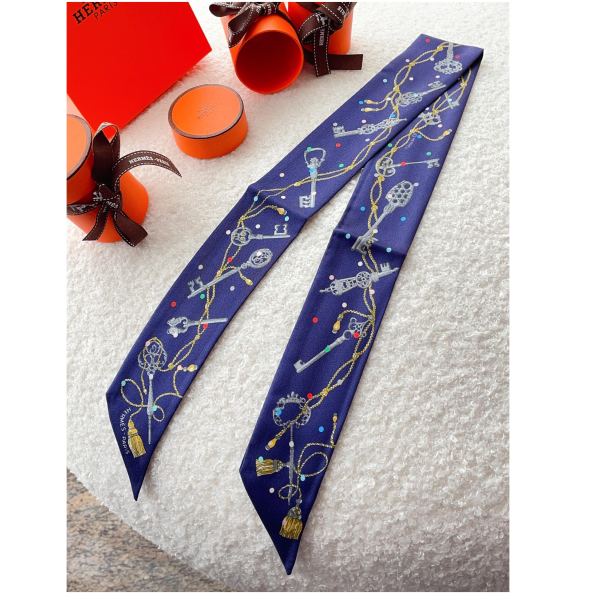 designer,replica,clothing,fake,1:1,lv,luxury,high quality 23/Hermes small silk scarf, 100% mulberry silk