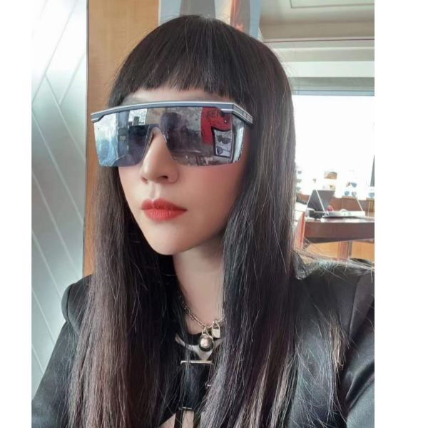 designer,replica,clothing,fake,1:1,lv,luxury,high quality Dior official 1:1 version sunglasses/M1U