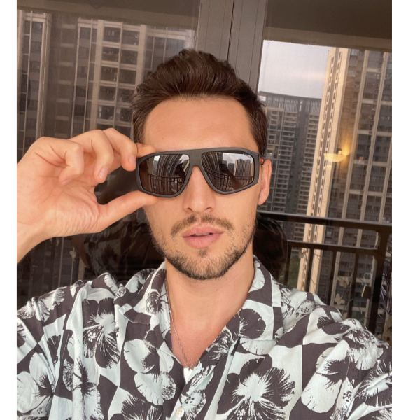 designer,replica,clothing,fake,1:1,lv,luxury,high quality Prada official 1:1 version sunglasses / SPR08Y