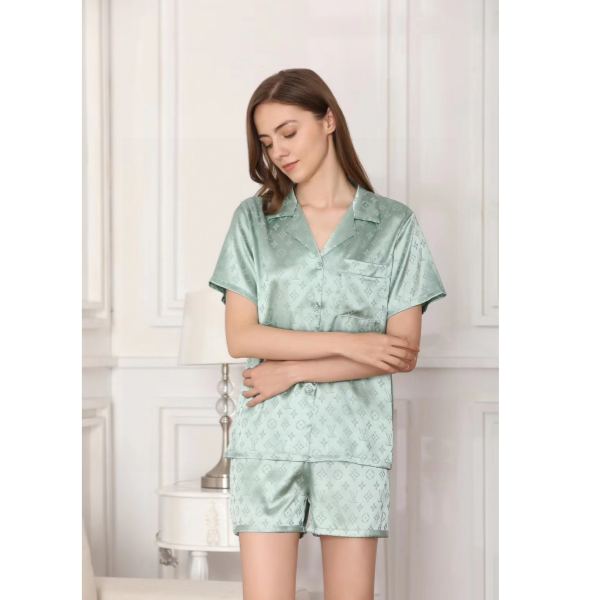 designer,replica,clothing,fake,1:1,lv,luxury,high quality 23/L* women’s new home pajamas set