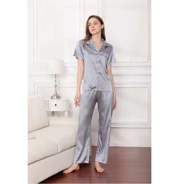 designer,replica,clothing,fake,1:1,lv,luxury,high quality 23/L* women’s new home pajamas set