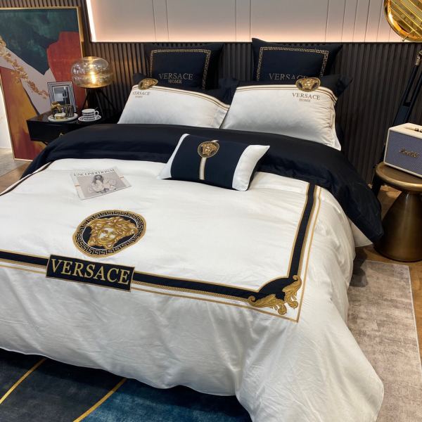 designer,replica,clothing,fake,1:1,lv,luxury,high quality Versace new four-piece suit