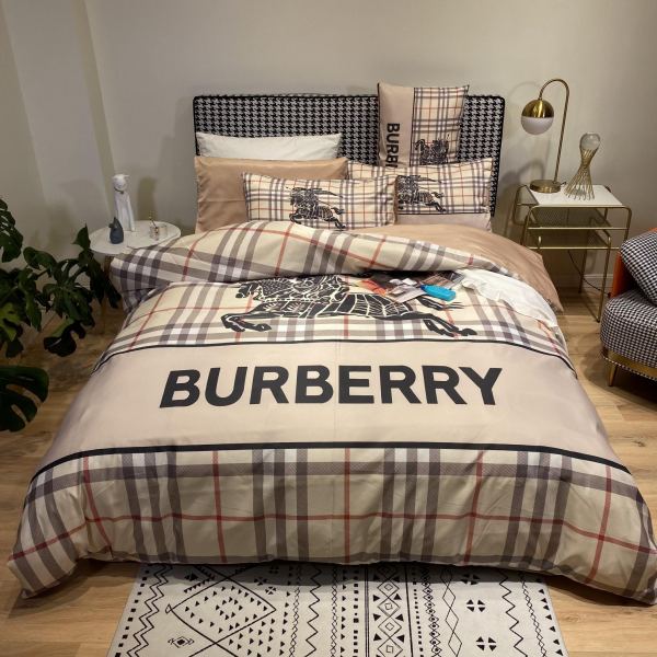 designer,replica,clothing,fake,1:1,lv,luxury,high quality Burberry new four-piece suit