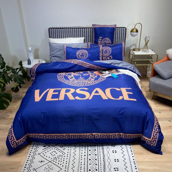 designer,replica,clothing,fake,1:1,lv,luxury,high quality Versace new four-piece suit