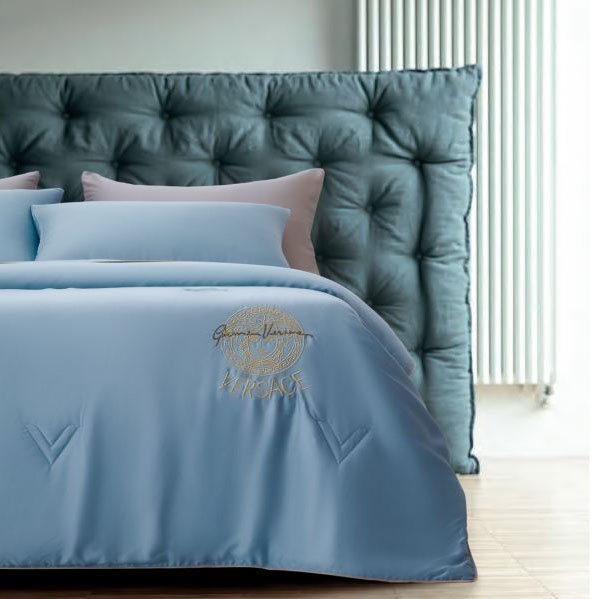 designer,replica,clothing,fake,1:1,lv,luxury,high quality Versace new silk summer quilt