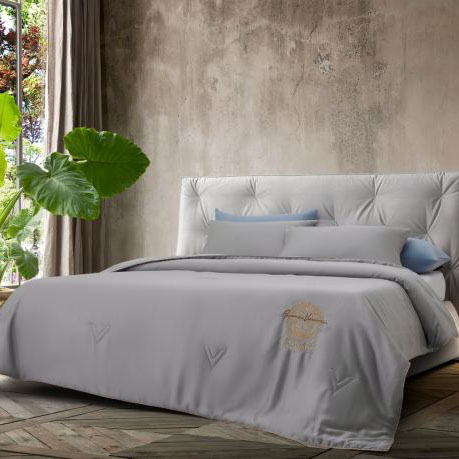 designer,replica,clothing,fake,1:1,lv,luxury,high quality Versace new silk summer quilt