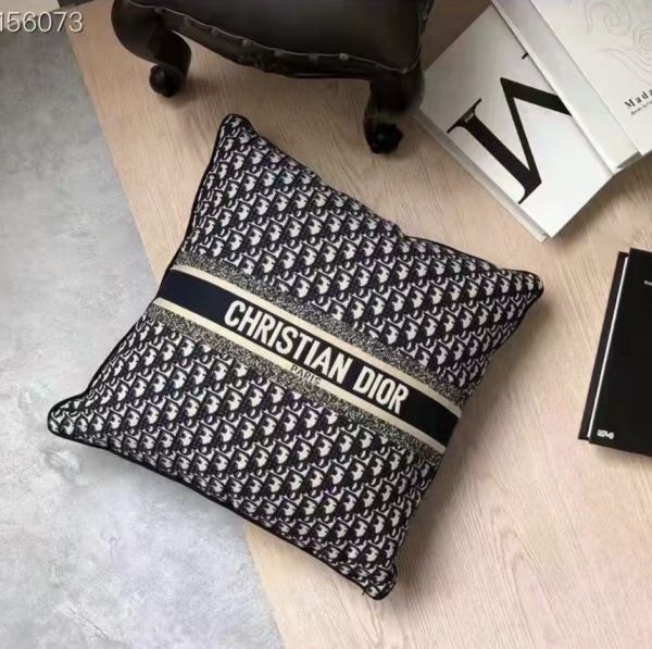designer,replica,clothing,fake,1:1,lv,luxury,high quality Dior new pillow