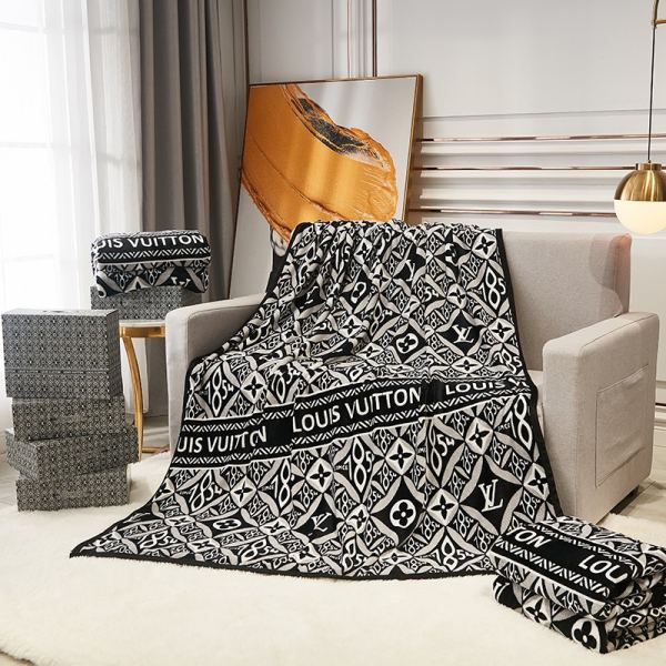 designer,replica,clothing,fake,1:1,lv,luxury,high quality L*’s New Multifunctional Blanket