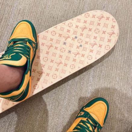 designer,replica,clothing,fake,1:1,lv,luxury,high quality L* wooden carved skateboard