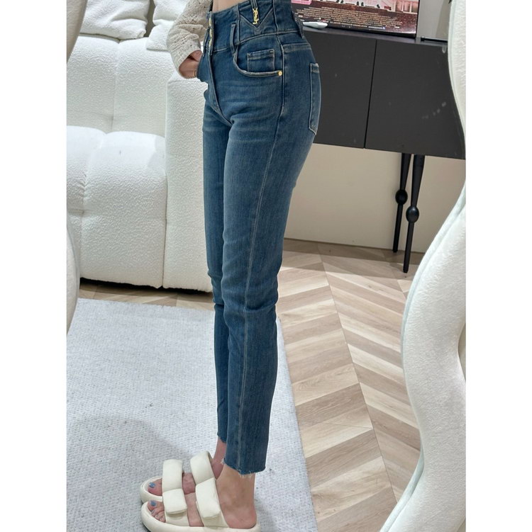 designer,replica,clothing,fake,1:1,lv,luxury,high quality 23/YSL women’s denim trousers designer,replica,clothing,fake,1:1,lv,luxury,high quality 23/YSL women’s denim trousers