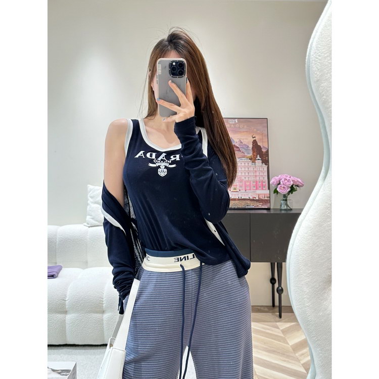 designer,replica,clothing,fake,1:1,lv,luxury,high quality 23/Prada women’s long-sleeved sweater suit designer,replica,clothing,fake,1:1,lv,luxury,high quality 23/Prada women’s long-sleeved sweater suit
