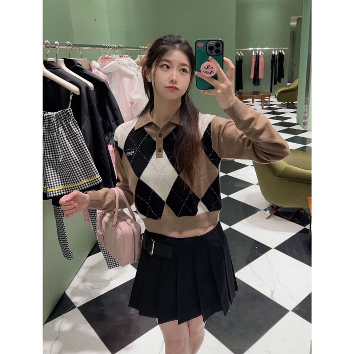 designer,replica,clothing,fake,1:1,lv,luxury,high quality 23/Prada women’s long-sleeved sweater designer,replica,clothing,fake,1:1,lv,luxury,high quality 23/Prada women’s long-sleeved sweater