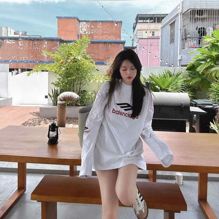 designer,replica,clothing,fake,1:1,lv,luxury,high quality 23/Balenciaga women’s long-sleeved T-shirt designer,replica,clothing,fake,1:1,lv,luxury,high quality 23/Balenciaga women’s long-sleeved T-shirt