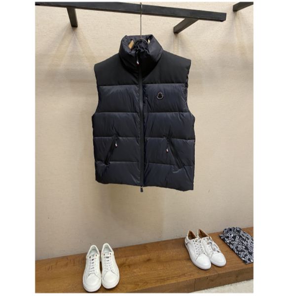 designer,replica,clothing,fake,1:1,lv,luxury,high quality 23/Mencler men’s down vest