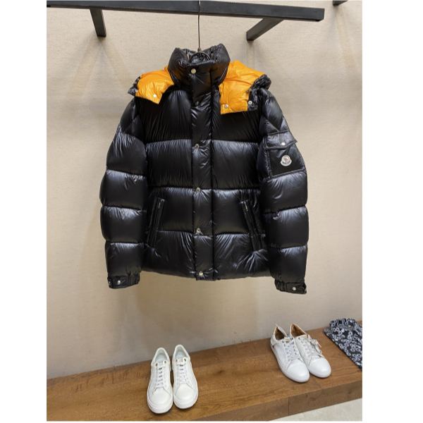 designer,replica,clothing,fake,1:1,lv,luxury,high quality 23/Mencler men’s long-sleeved down jacket