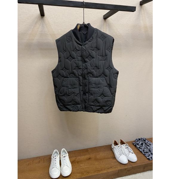 designer,replica,clothing,fake,1:1,lv,luxury,high quality 23/L* men’s sleeveless vest