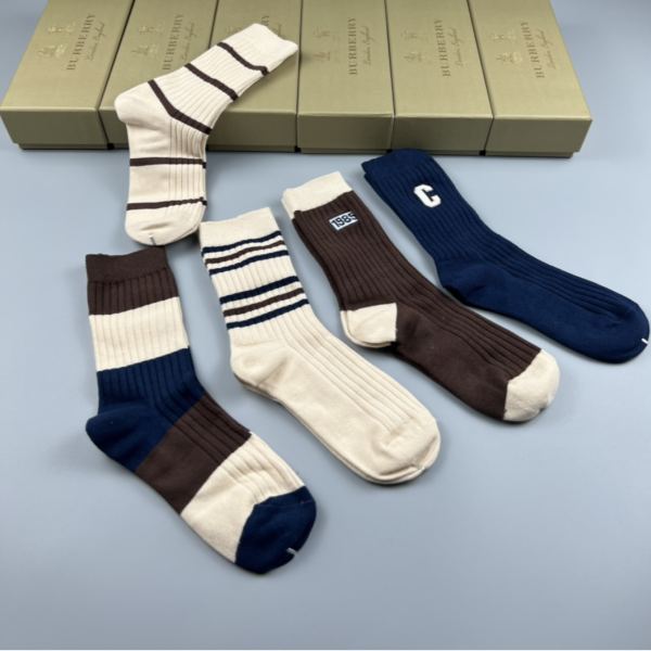 designer,replica,clothing,fake,1:1,lv,luxury,high quality Burberry2023 new autumn and winter mid-calf socks (5 pairs one box)