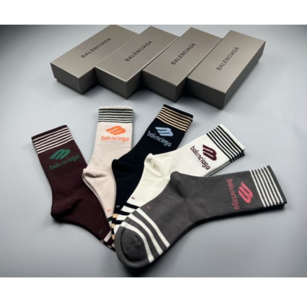 designer,replica,clothing,fake,1:1,lv,luxury,high quality Balenciaga2023 new autumn and winter socks (5 pairs one box)